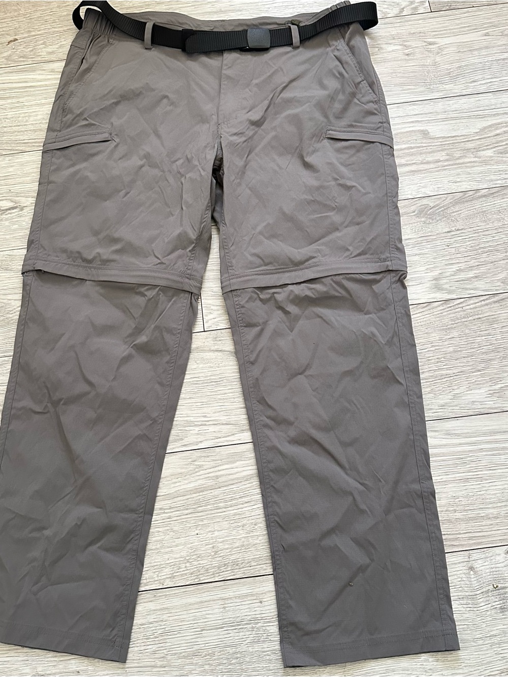 FREE SOLDIER Men Pants 42 
Convertible Cargo Tactical Pants Utility